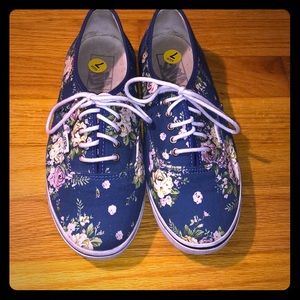 Vans: Blue floral
